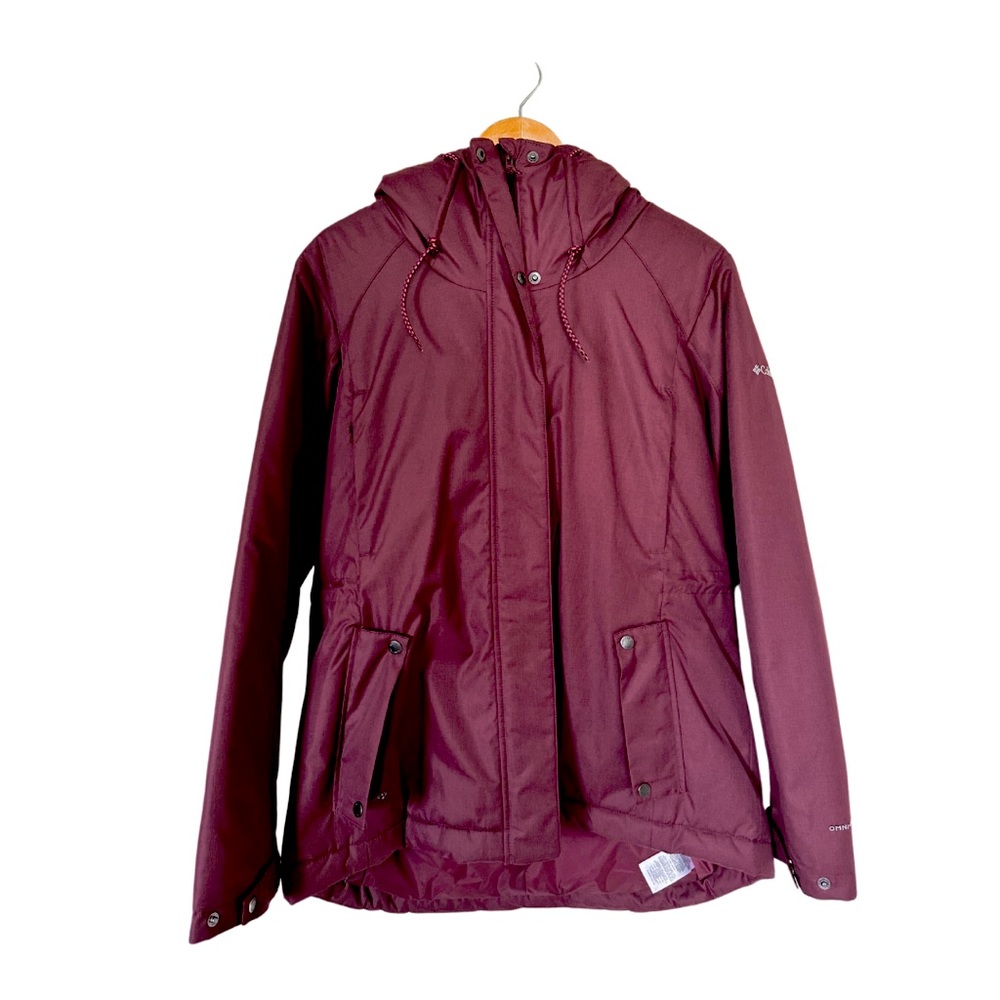 Columbia Insulated Parka. Omni-Heat thermal lining. Removable synthetic fur.